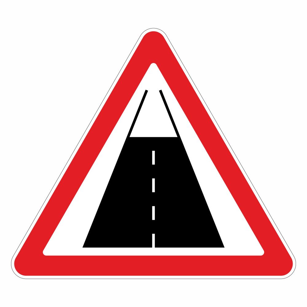 Дорожный знак "Конец дороги с усовершенствованным покрытием"